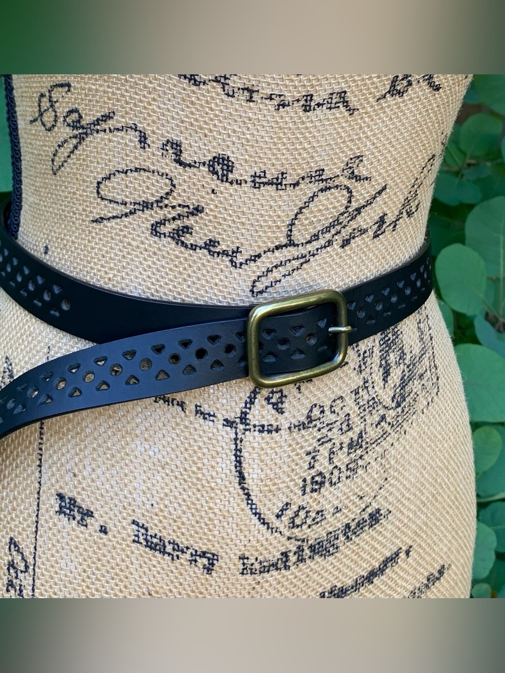 ANTONIAZZI unisex 100% leather Size Medium black belt VGUC